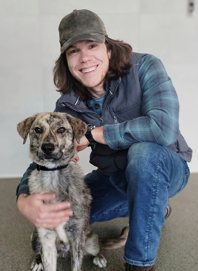Mountain Humane adoption-23-04-14